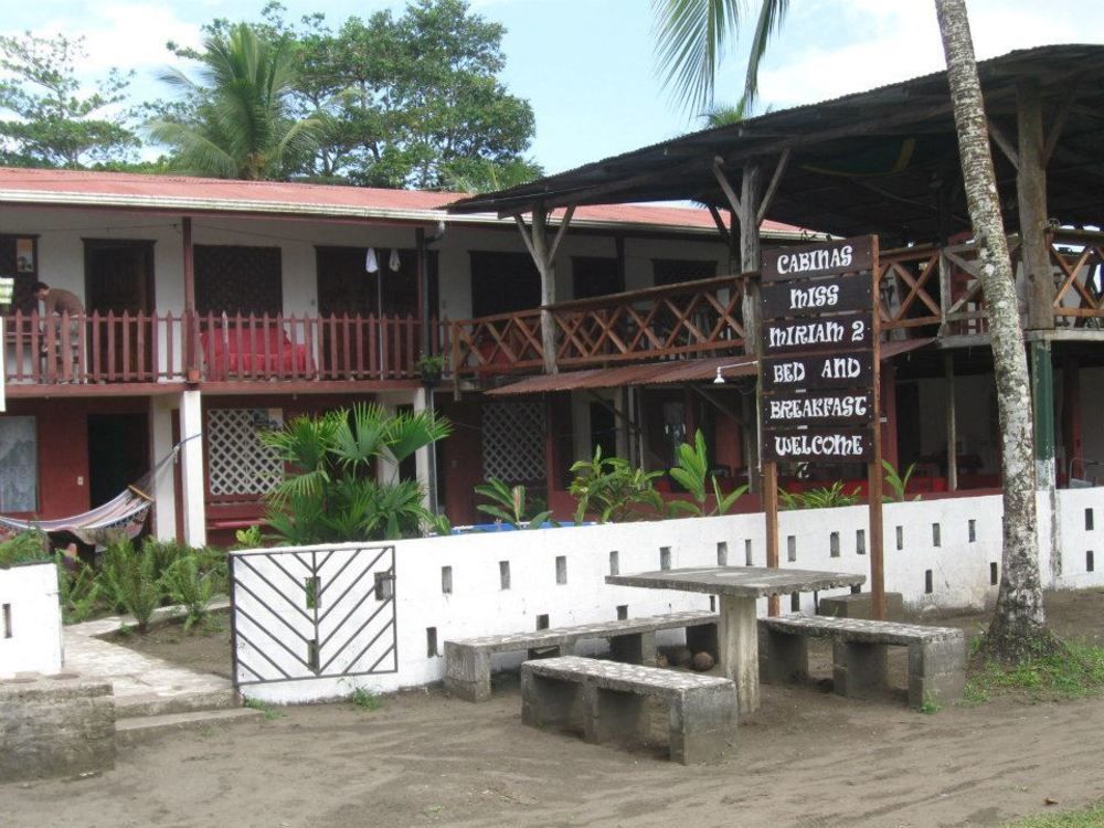 Cabinas Miss Miriam 2 Tortuguero Bagian luar foto