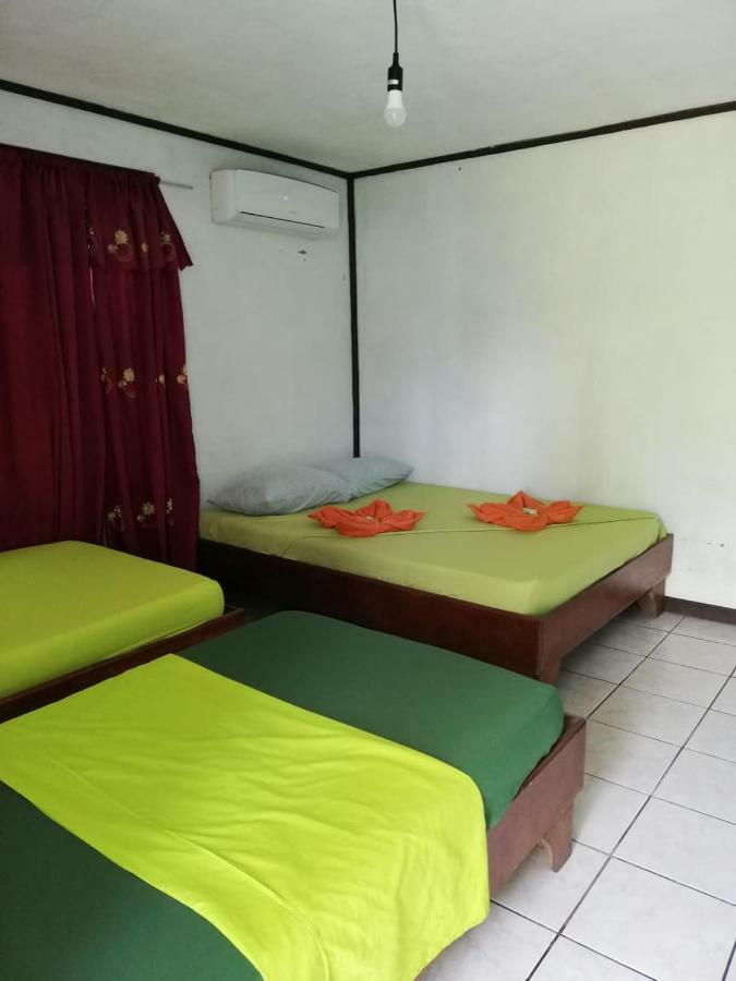 Cabinas Miss Miriam 2 Tortuguero Bagian luar foto