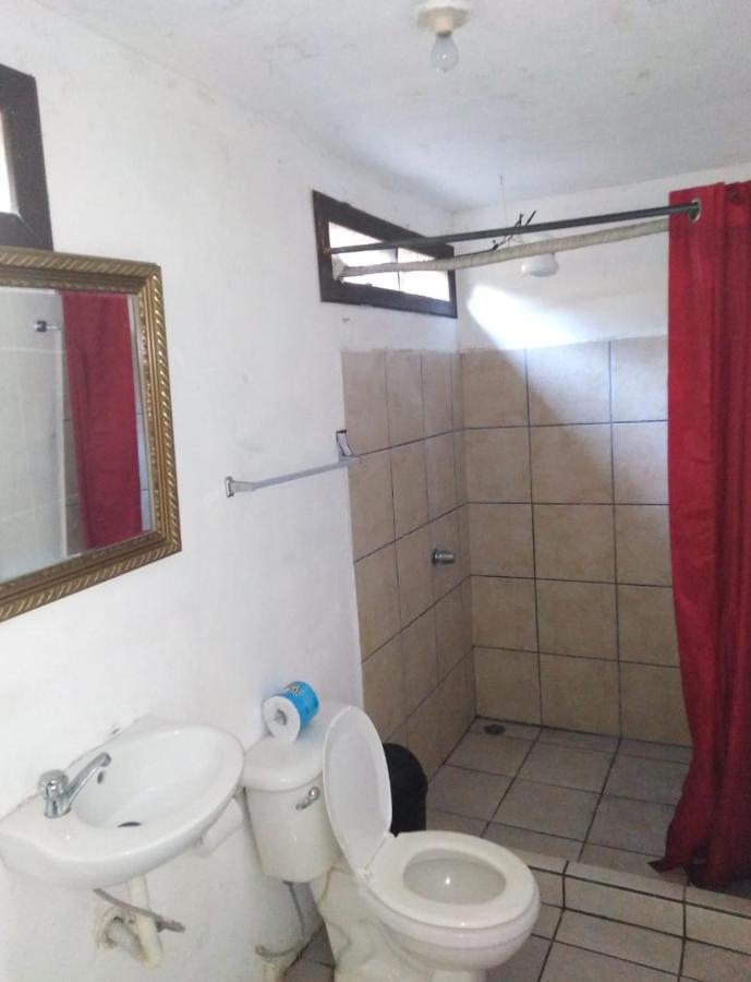 Cabinas Miss Miriam 2 Tortuguero Bagian luar foto